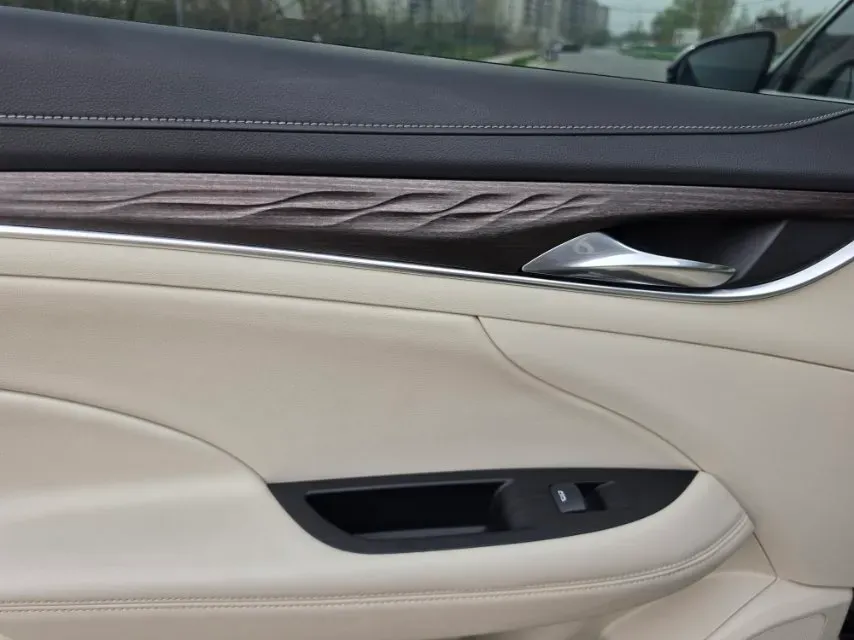 2022 Buick Larcosse 2.0T 237HP L4 9AT,autocango,china used car exporter,china ev exporter,chinese used car exporter,chinese used ev exporter