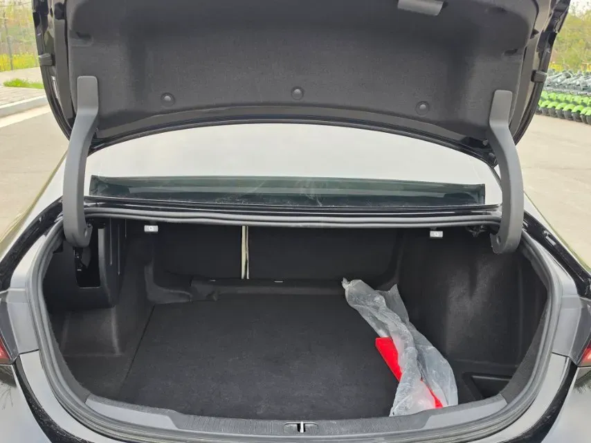 2022 Buick Larcosse 2.0T 237HP L4 9AT,autocango,china used car exporter,china ev exporter,chinese used car exporter,chinese used ev exporter