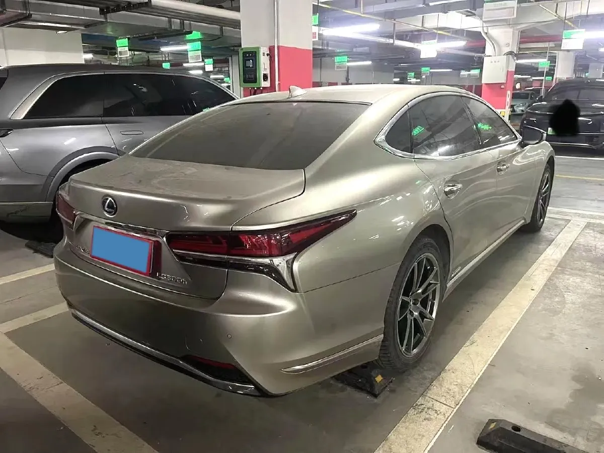 2020 Lexus LS 3.5L 299HP V6 E-CVT Hybrid,autocango,china used car exporter,china ev exporter,chinese used car exporter,chinese used ev exporter