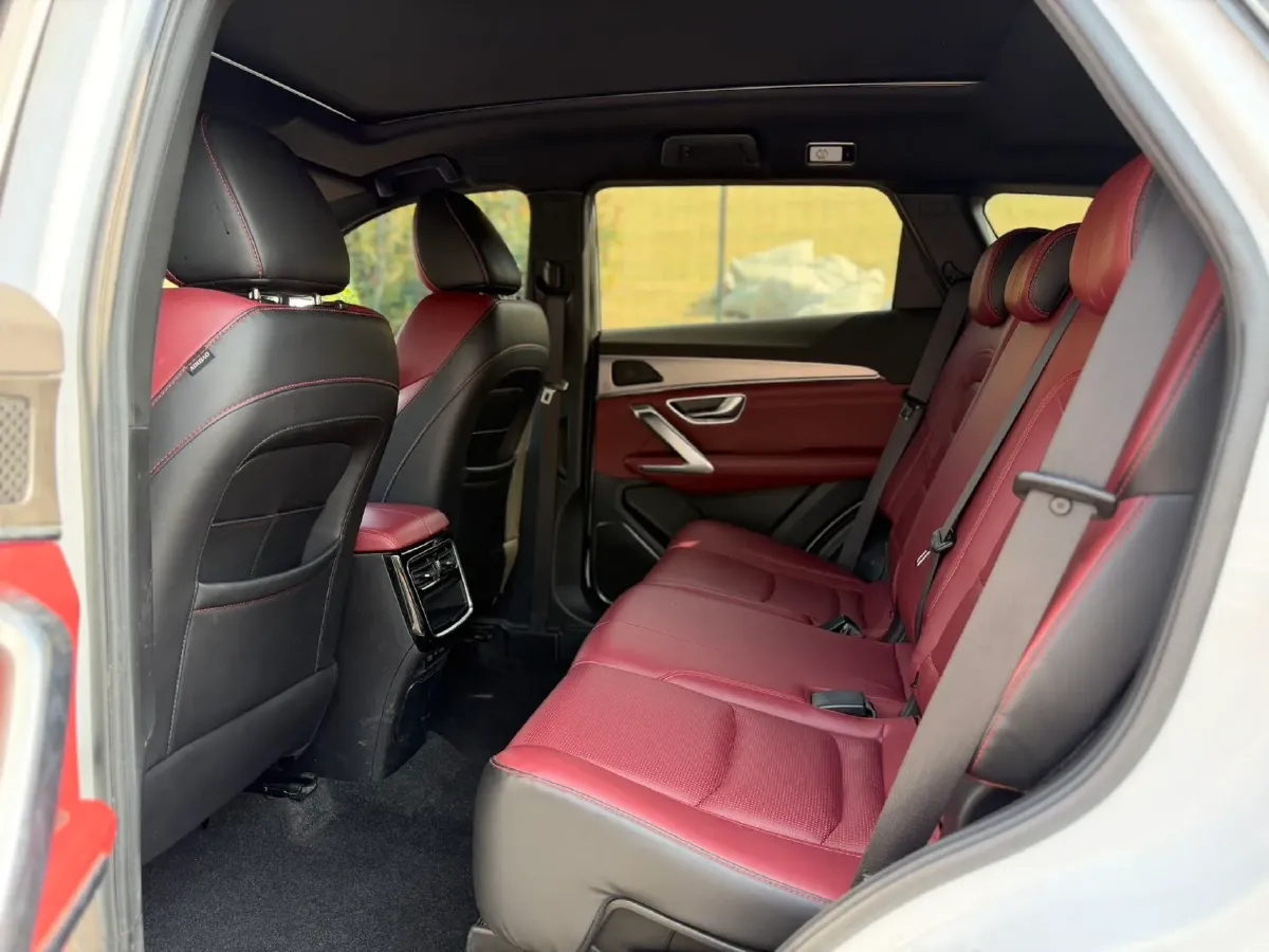 2021 Jetour X70 Plus 1.5T 156HP L4 6DCT,autocango,china used car exporter,china ev exporter,chinese used car exporter,chinese used ev exporter