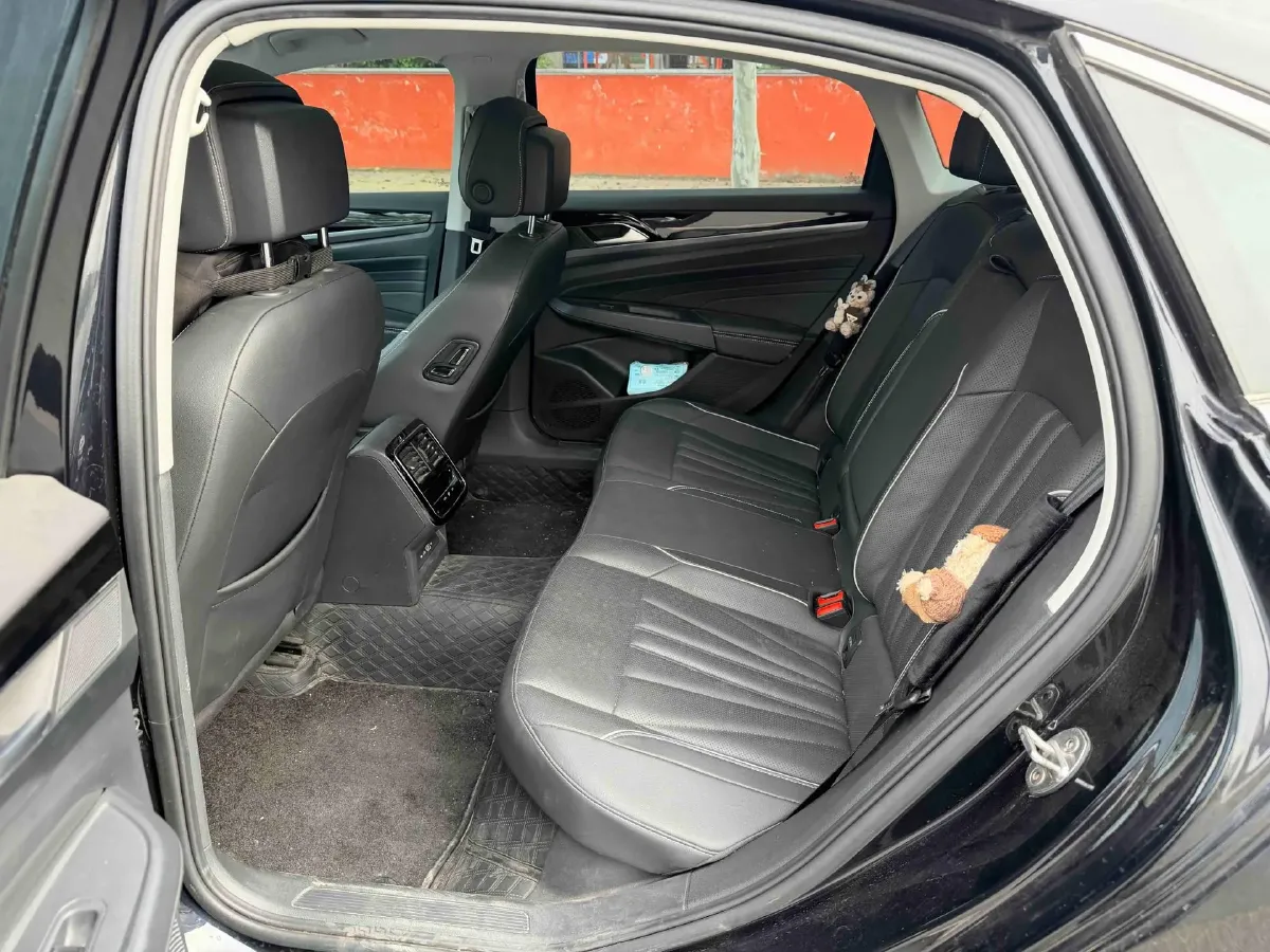 2024 Volkswagen Passat 2.0T 186HP L4 7DCT,autocango,china used car exporter,china ev exporter,chinese used car exporter,chinese used ev exporter