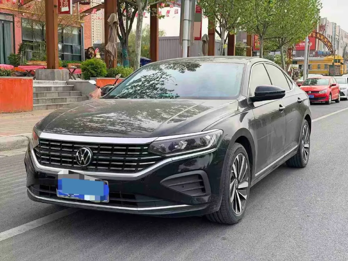 2024 Volkswagen Passat 2.0T 186HP L4 7DCT,autocango,china used car exporter,china ev exporter,chinese used car exporter,chinese used ev exporter