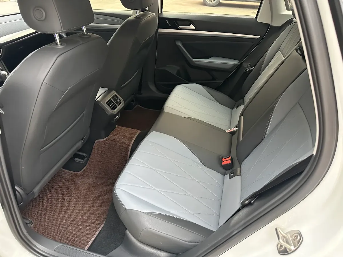 2024 Volkswagen Lavida 1.5L 110HP L4 6AT,autocango,china used car exporter,china ev exporter,chinese used car exporter,chinese used ev exporter