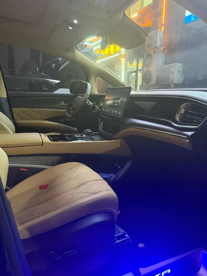 2025 Denza D9 1.5T 156HP L4 E-CVT PHEV 40KWH,autocango,china used car exporter,china ev exporter,chinese used car exporter,chinese used ev exporter