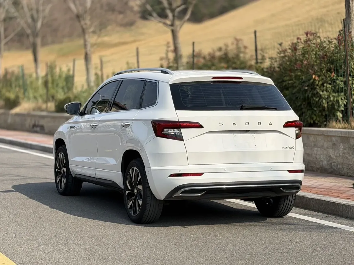 2022 Skoda Karoq 1.4T 150HP L4 7DCT,autocango,china used car exporter,china ev exporter,chinese used car exporter,chinese used ev exporter