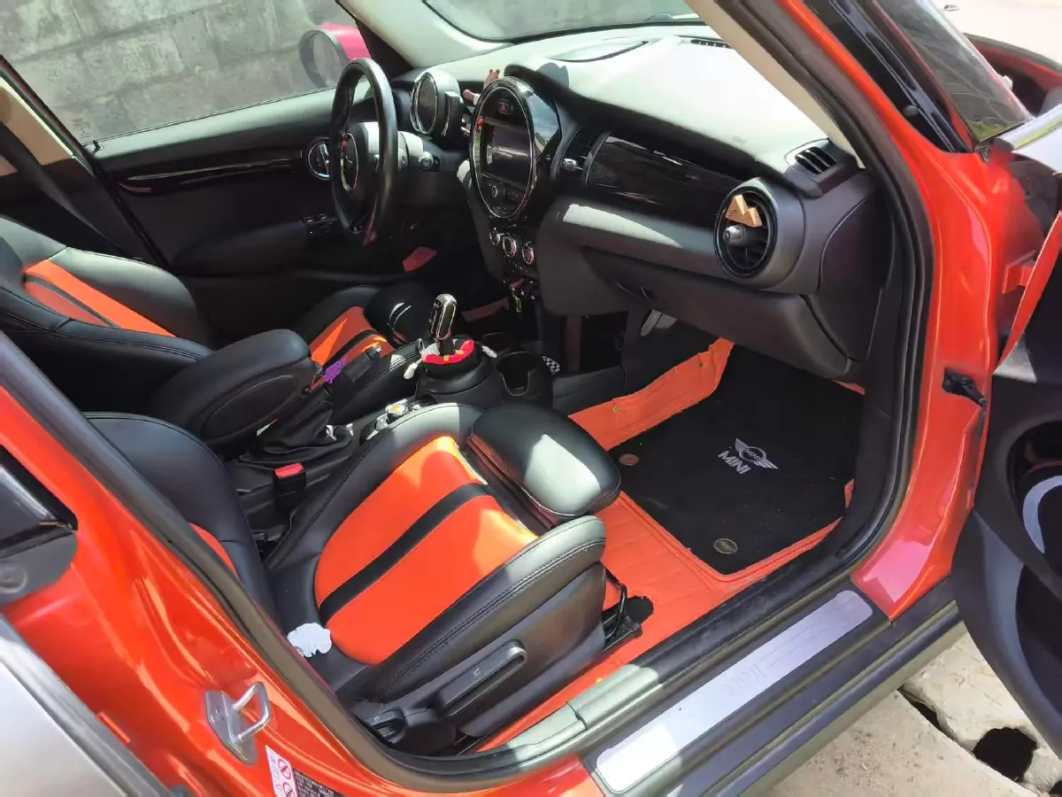 2018 MINI COUNTRYMAN 1.5T 136HP L3 6AT,autocango,china used car exporter,china ev exporter,chinese used car exporter,chinese used ev exporter