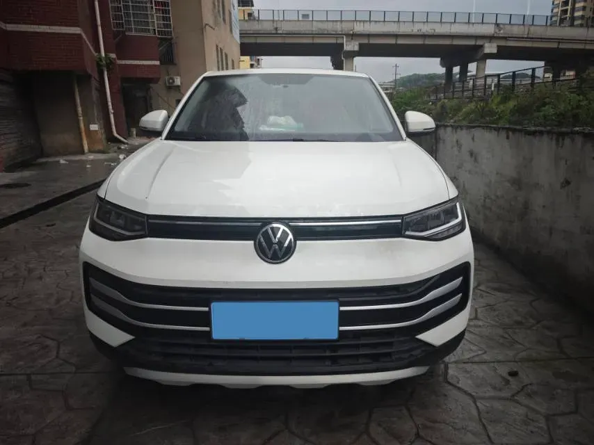 2025 Volkswagen Tharu 1.5L 110HP L4 6AT,autocango,china used car exporter,china ev exporter,chinese used car exporter,chinese used ev exporter