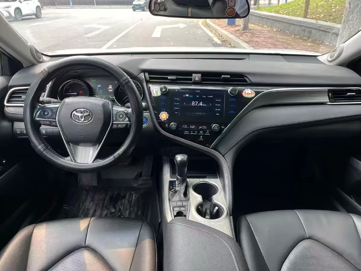 2019 Toyota Camry 2.5L 178HP L4 E-CVT Hybrid,autocango,china used car exporter,china ev exporter,chinese used car exporter,chinese used ev exporter