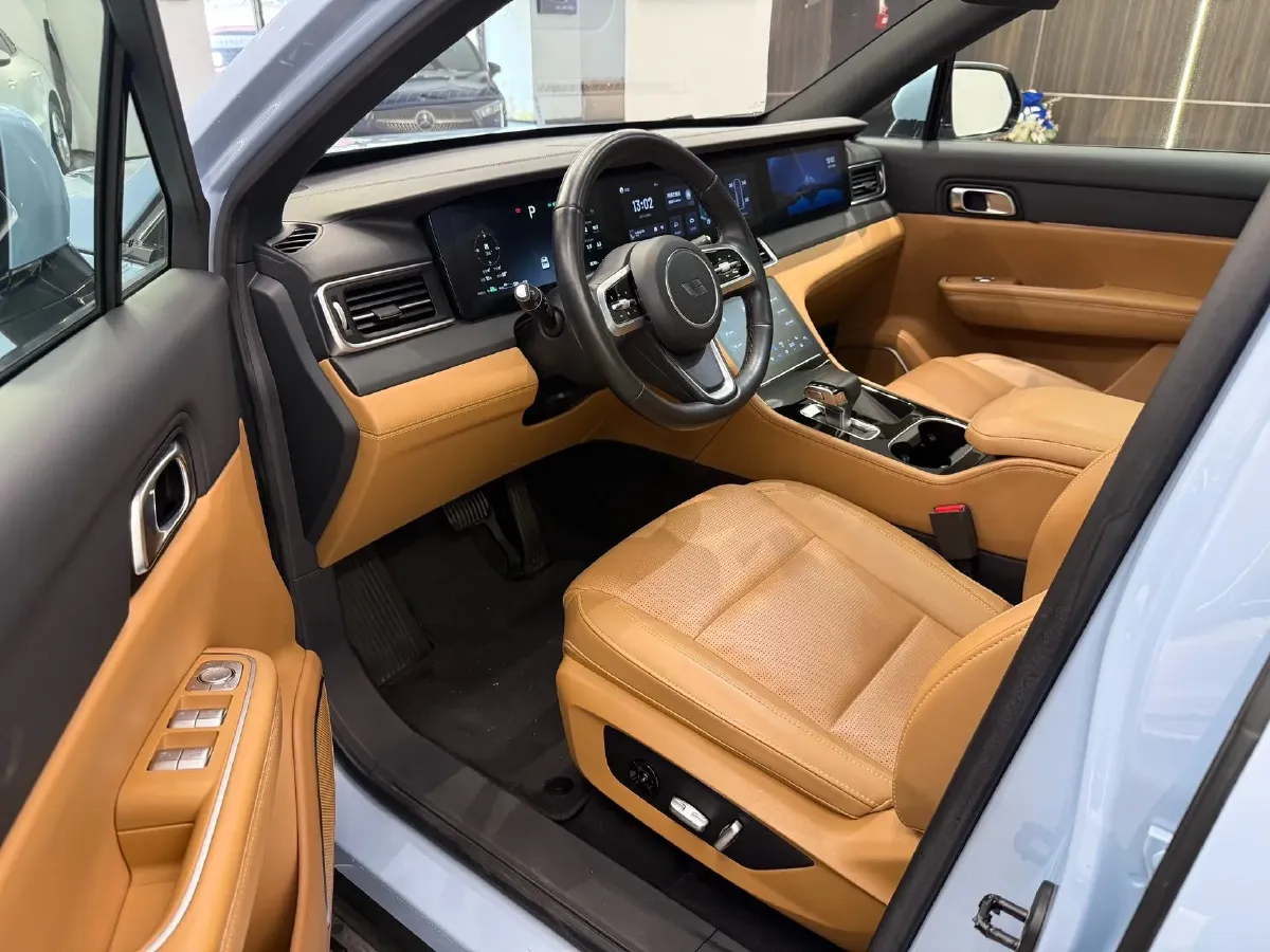 2021 Li ONE Range Extended 131HP REEV 40.5KWH,autocango,china used car exporter,china ev exporter,chinese used car exporter,chinese used ev exporter