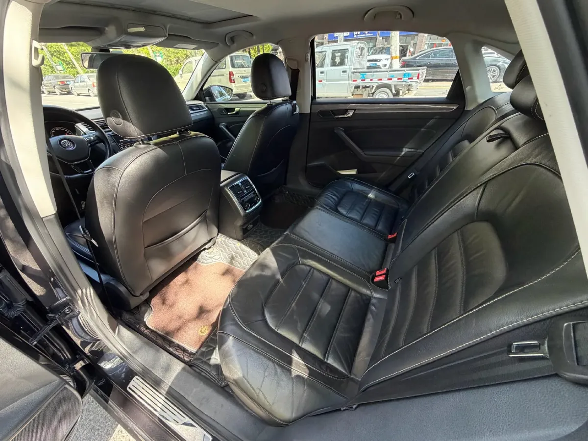 2017 Volkswagen Passat 1.4T 150HP L4 7DCT,autocango,china used car exporter,china ev exporter,chinese used car exporter,chinese used ev exporter