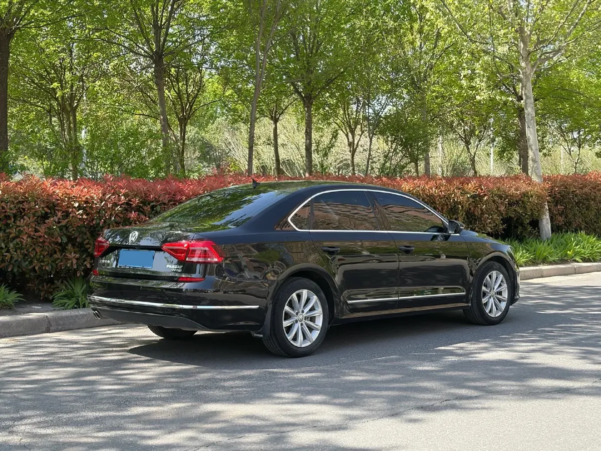 2017 Volkswagen Passat 1.4T 150HP L4 7DCT,autocango,china used car exporter,china ev exporter,chinese used car exporter,chinese used ev exporter