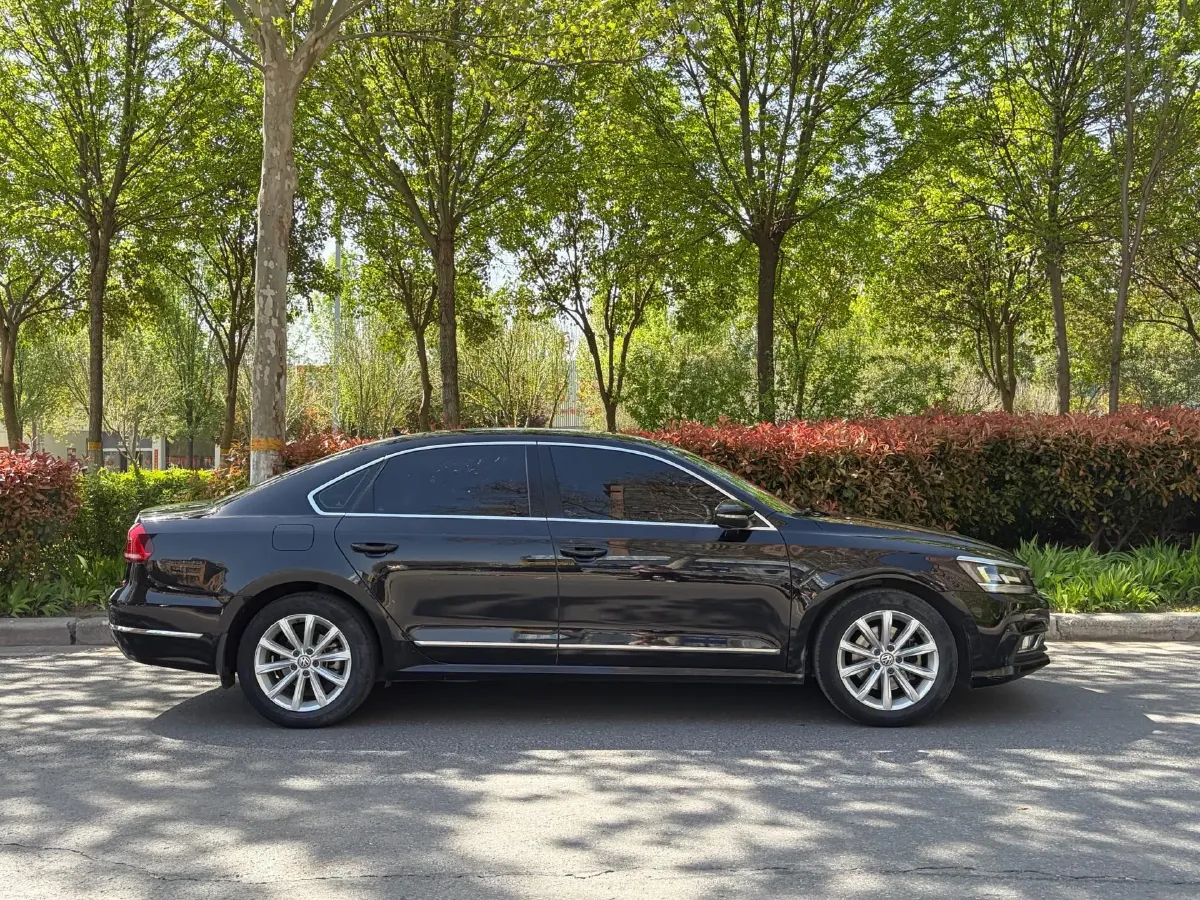 2017 Volkswagen Passat 1.4T 150HP L4 7DCT,autocango,china used car exporter,china ev exporter,chinese used car exporter,chinese used ev exporter