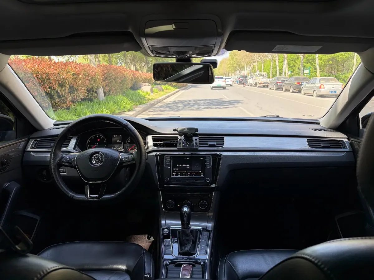 2017 Volkswagen Passat 1.4T 150HP L4 7DCT,autocango,china used car exporter,china ev exporter,chinese used car exporter,chinese used ev exporter
