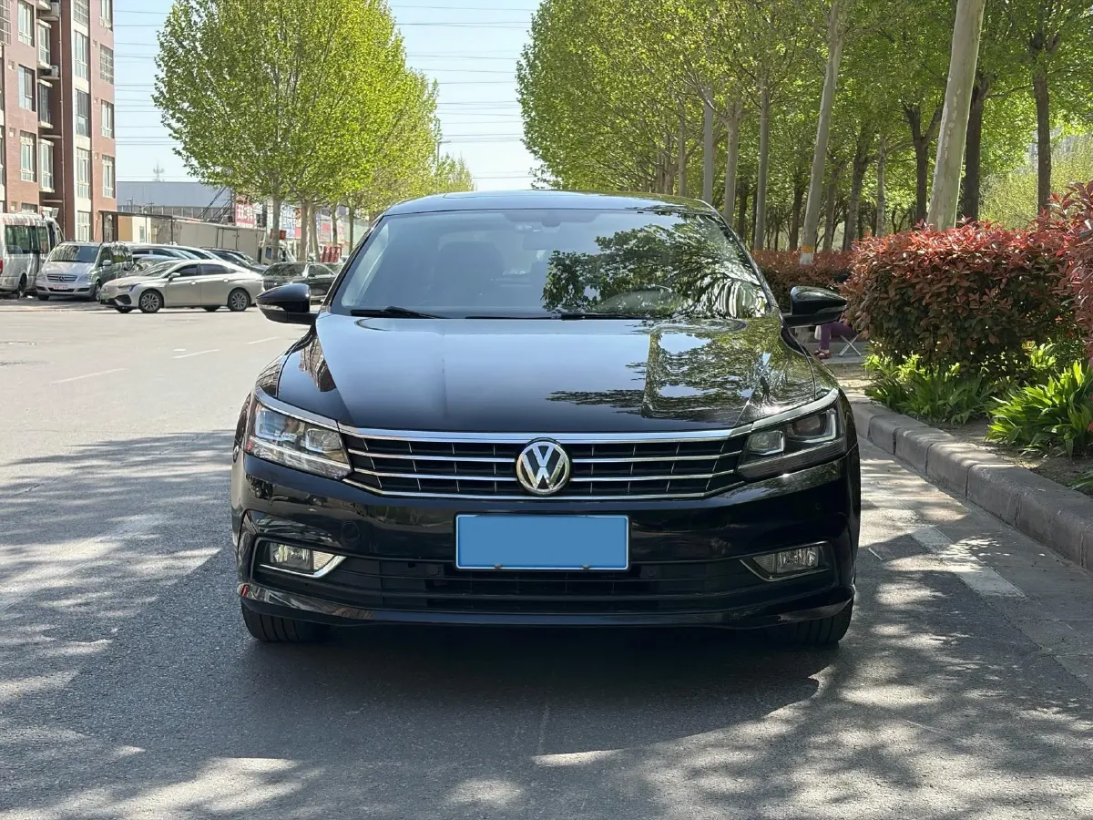 2017 Volkswagen Passat 1.4T 150HP L4 7DCT,autocango,china used car exporter,china ev exporter,chinese used car exporter,chinese used ev exporter