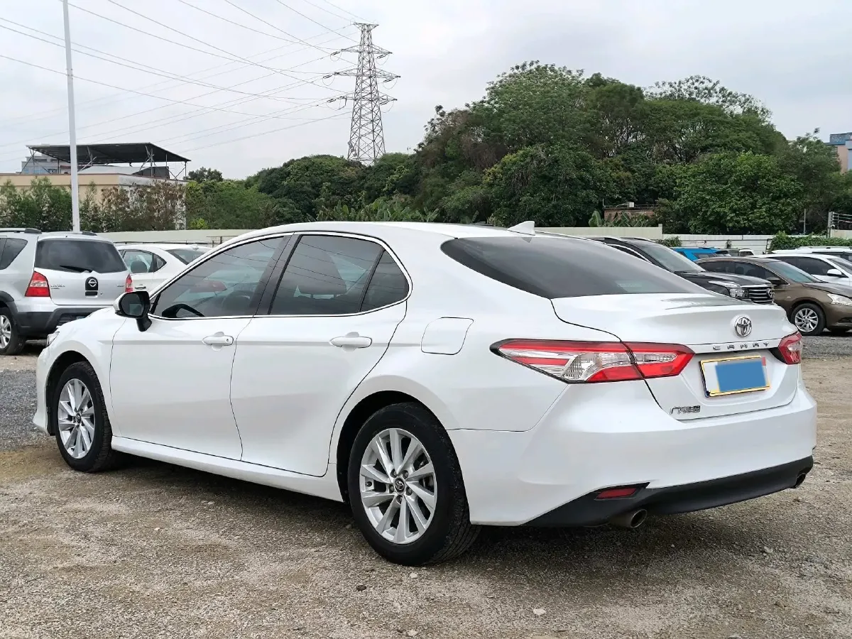 2022 Toyota Camry 2.0L 178HP L4 CVT,autocango,china used car exporter,china ev exporter,chinese used car exporter,chinese used ev exporter