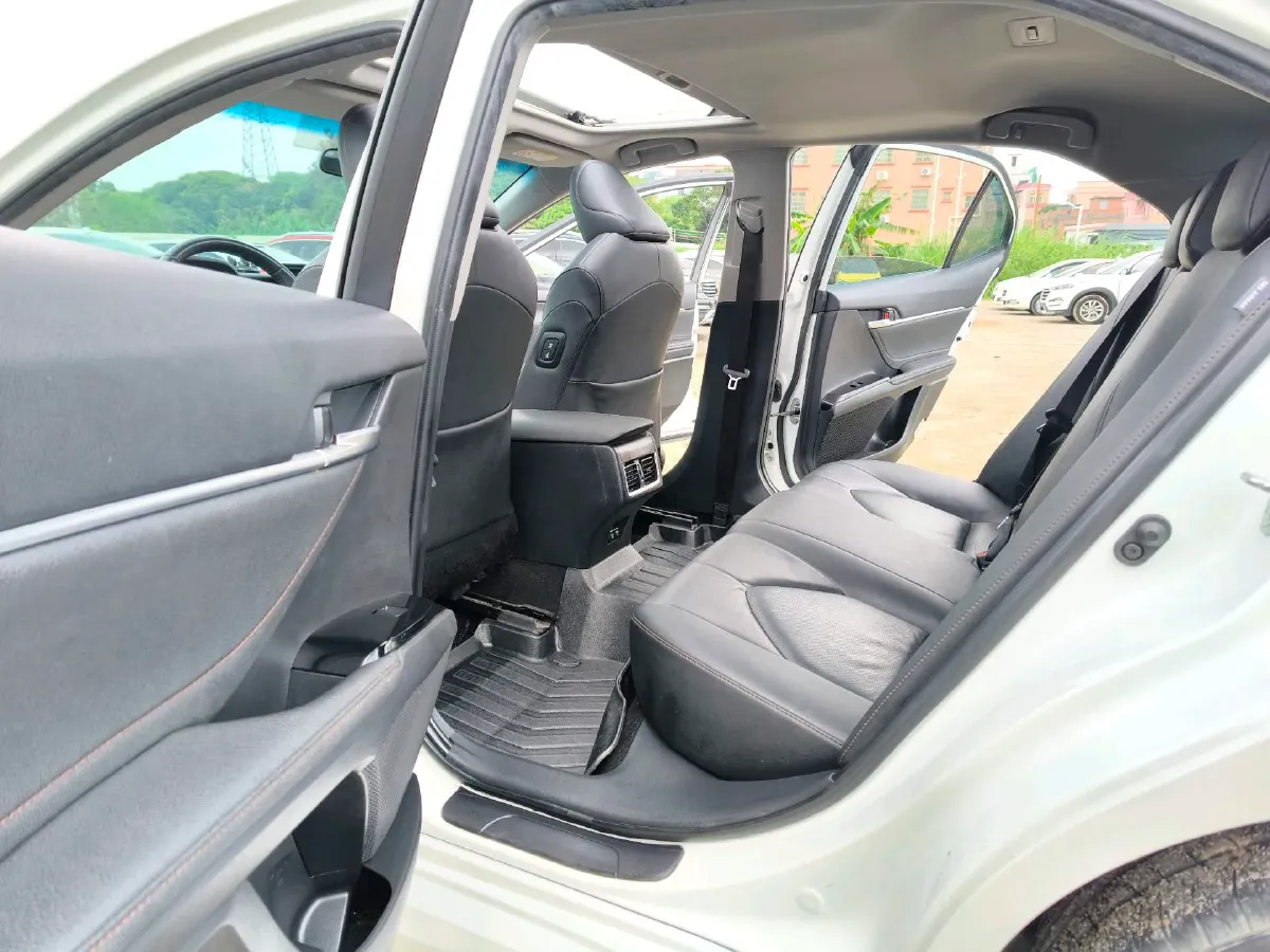 2022 Toyota Camry 2.0L 178HP L4 CVT,autocango,china used car exporter,china ev exporter,chinese used car exporter,chinese used ev exporter