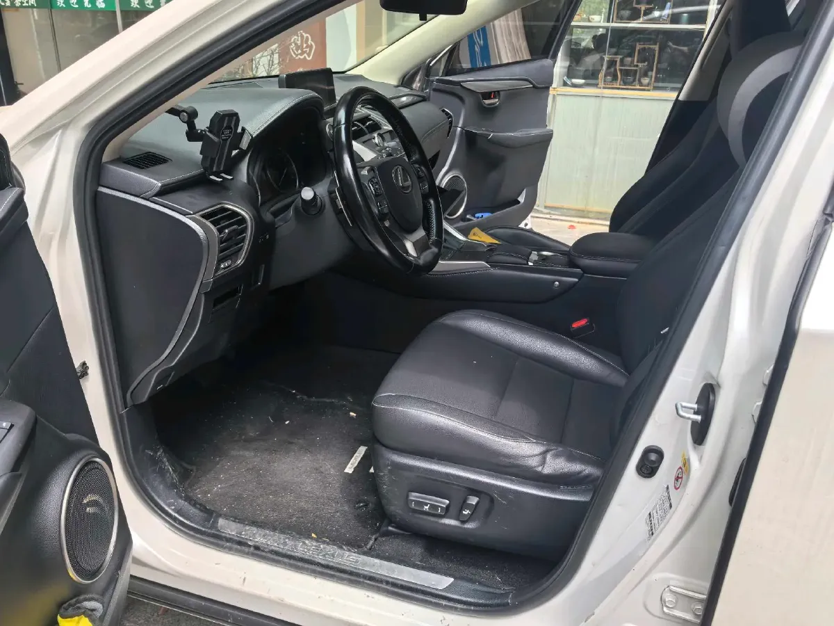 2017 Lexus NX 2.0T 238HP L4 6AT,autocango,china used car exporter,china ev exporter,chinese used car exporter,chinese used ev exporter