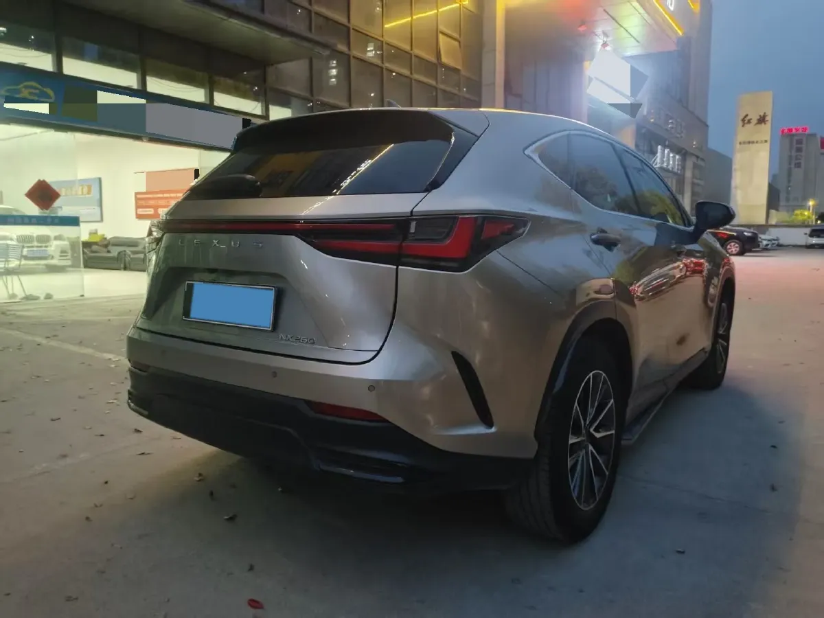 2022 Lexus NX 2.5L 205HP L4 8AT,autocango,china used car exporter,china ev exporter,chinese used car exporter,chinese used ev exporter