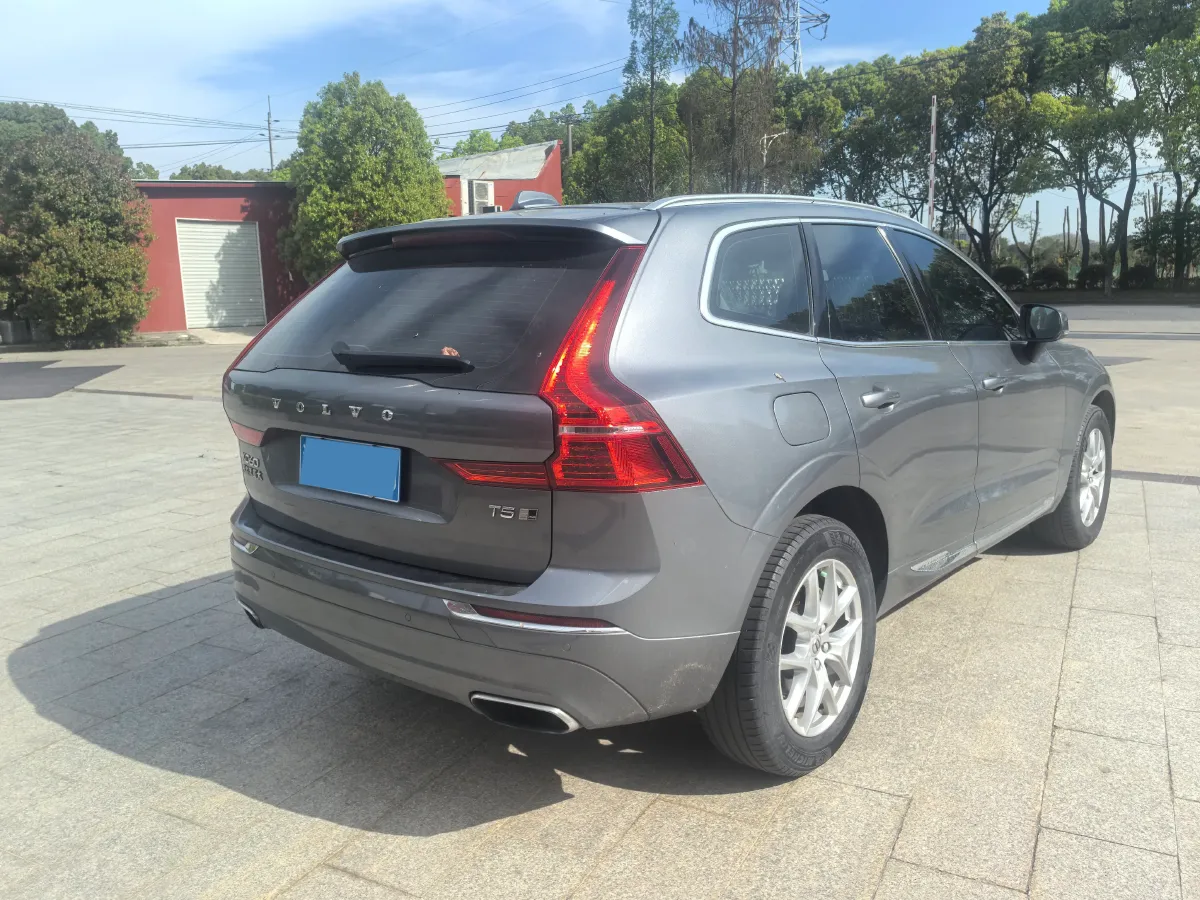 2020 Volvo XC60 2.0T 254HP L4 8AT,autocango,china used car exporter,china ev exporter,chinese used car exporter,chinese used ev exporter