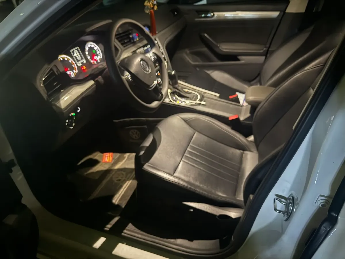 2019 Volkswagen Lamando 1.4T 131HP L4 7DCT,autocango,china used car exporter,china ev exporter,chinese used car exporter,chinese used ev exporter