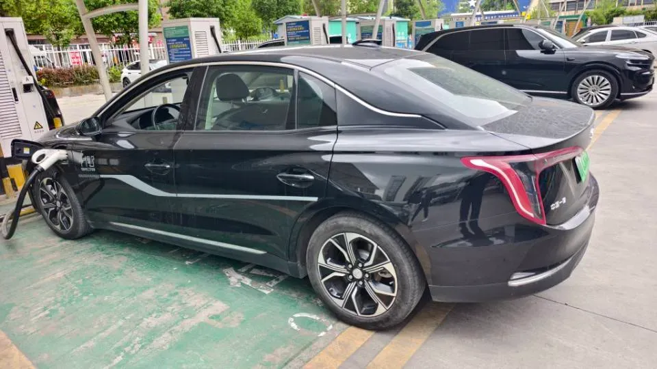 2024 HongQi E-QM5 BEV 60KWH,autocango,china used car exporter,china ev exporter,chinese used car exporter,chinese used ev exporter