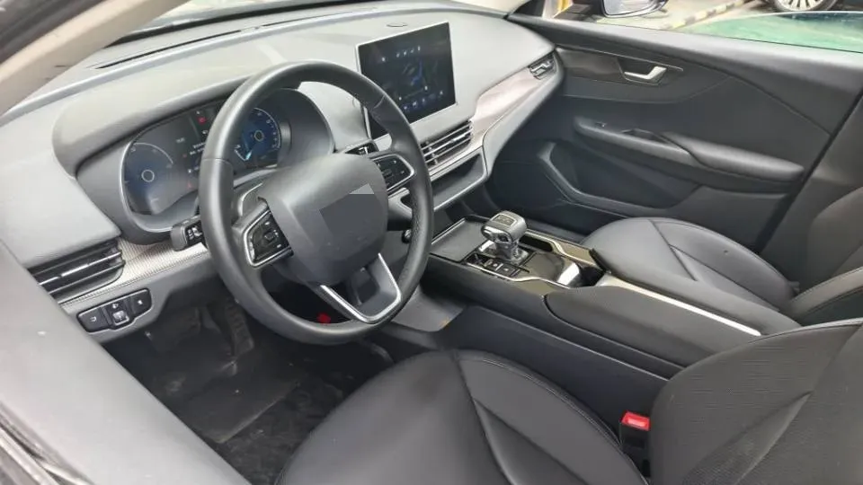 2024 HongQi E-QM5 BEV 60KWH,autocango,china used car exporter,china ev exporter,chinese used car exporter,chinese used ev exporter