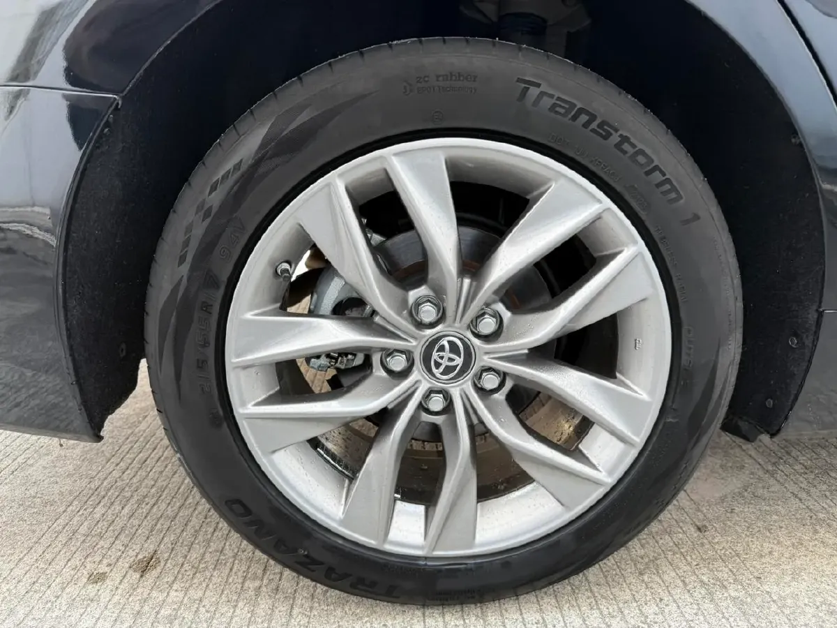 2021 Toyota Avalon 2.5L 209HP L4 8AT,autocango,china used car exporter,china ev exporter,chinese used car exporter,chinese used ev exporter