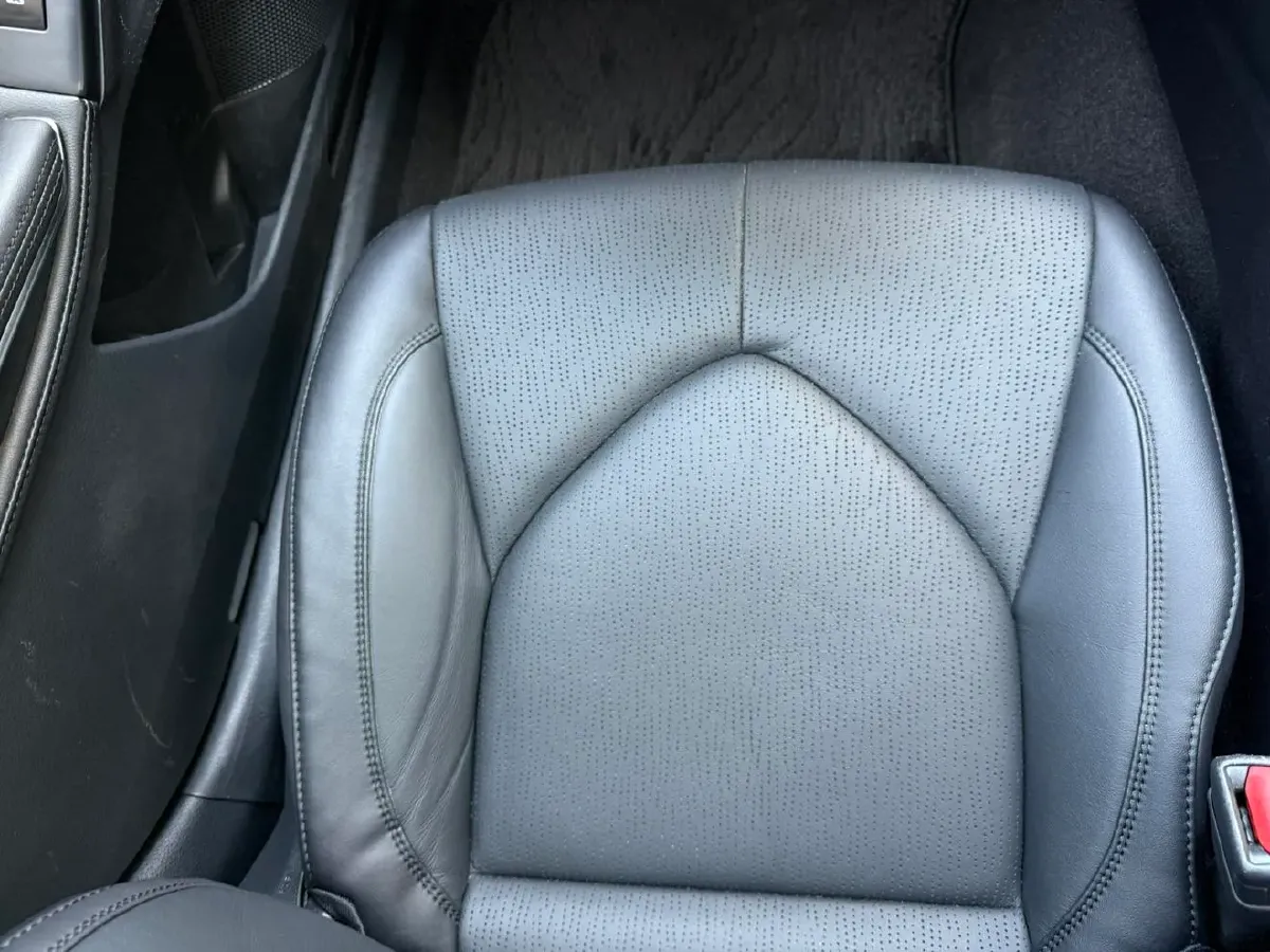 2021 Toyota Avalon 2.5L 209HP L4 8AT,autocango,china used car exporter,china ev exporter,chinese used car exporter,chinese used ev exporter