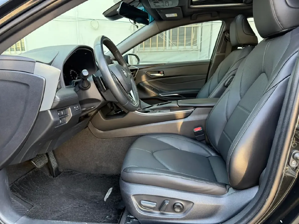 2021 Toyota Avalon 2.5L 209HP L4 8AT,autocango,china used car exporter,china ev exporter,chinese used car exporter,chinese used ev exporter