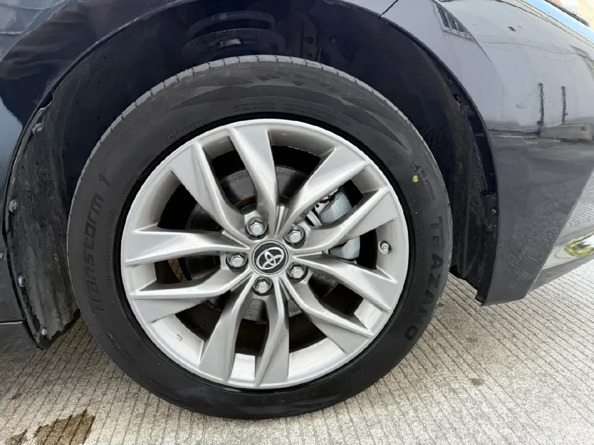 2021 Toyota Avalon 2.5L 209HP L4 8AT,autocango,china used car exporter,china ev exporter,chinese used car exporter,chinese used ev exporter