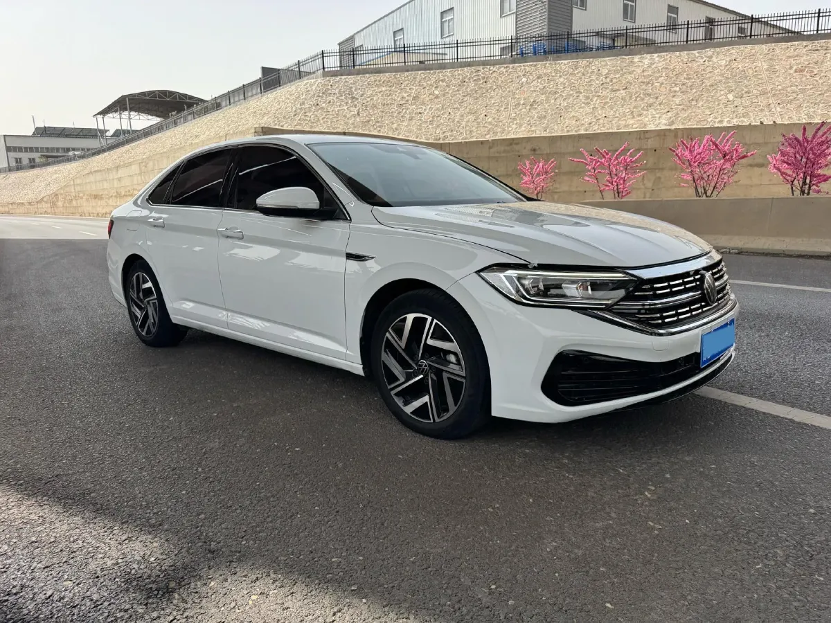 2023 Volkswagen Sagitar 1.5T 160HP L4 7DCT,autocango,china used car exporter,china ev exporter,chinese used car exporter,chinese used ev exporter