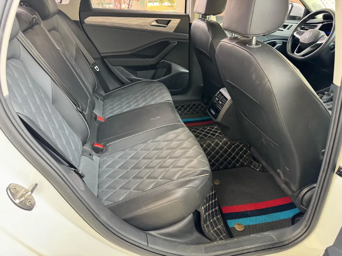 2023 Volkswagen Sagitar 1.5T 160HP L4 7DCT,autocango,china used car exporter,china ev exporter,chinese used car exporter,chinese used ev exporter