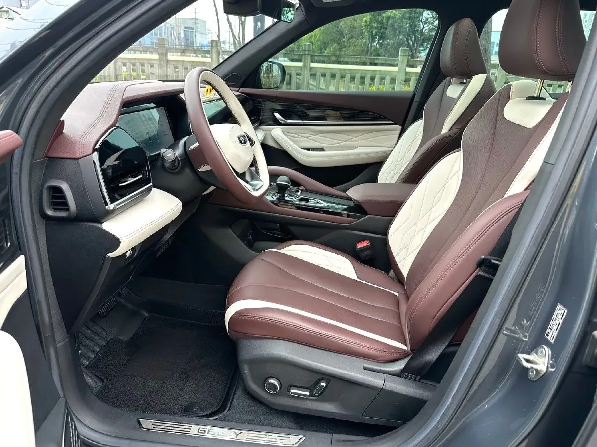 2024 Geely Monjaro 2.0T 238HP L4 8AT,autocango,china used car exporter,china ev exporter,chinese used car exporter,chinese used ev exporter