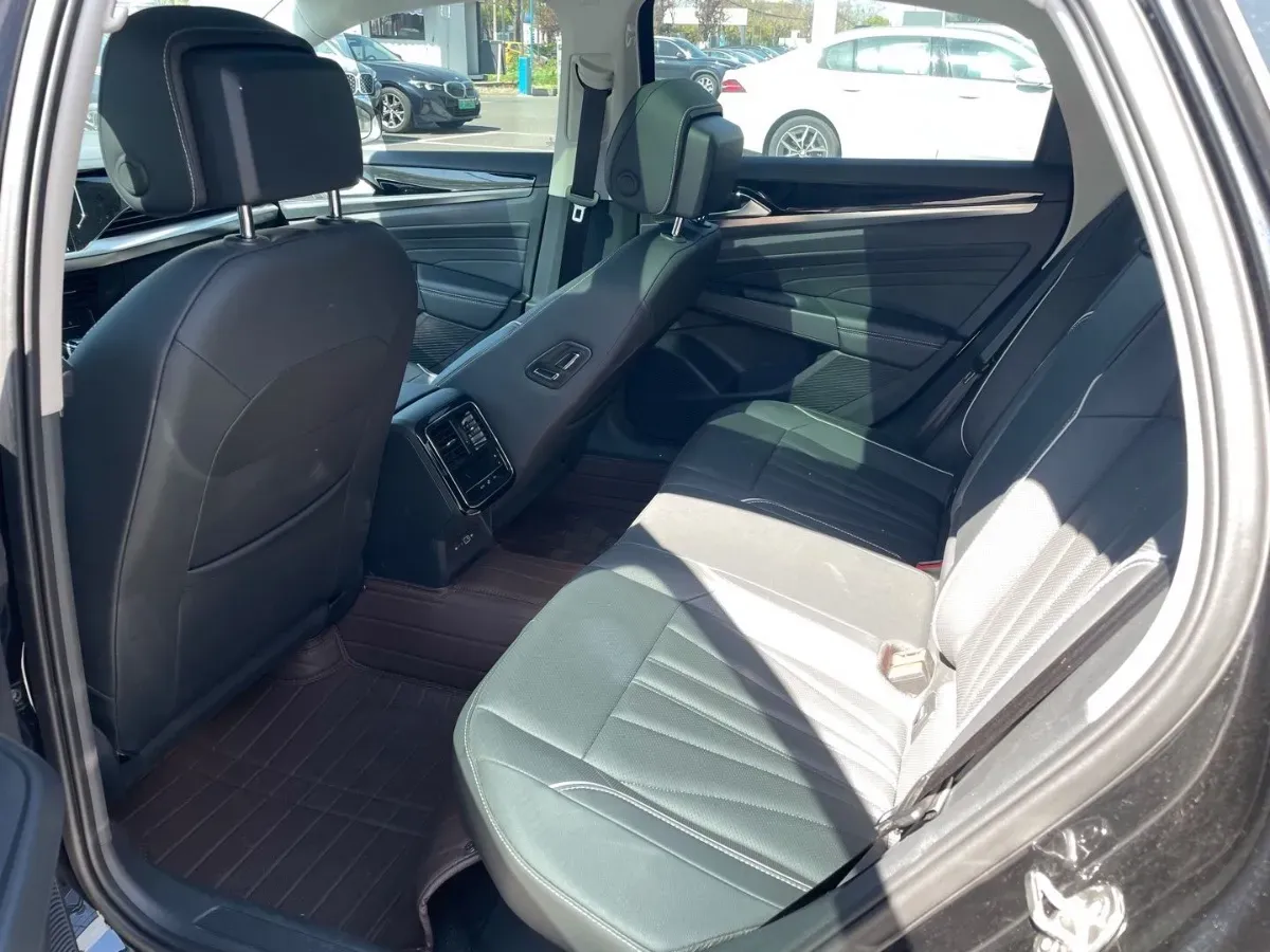 2024 Volkswagen Passat 1.4T 150HP L4 7DCT,autocango,china used car exporter,china ev exporter,chinese used car exporter,chinese used ev exporter