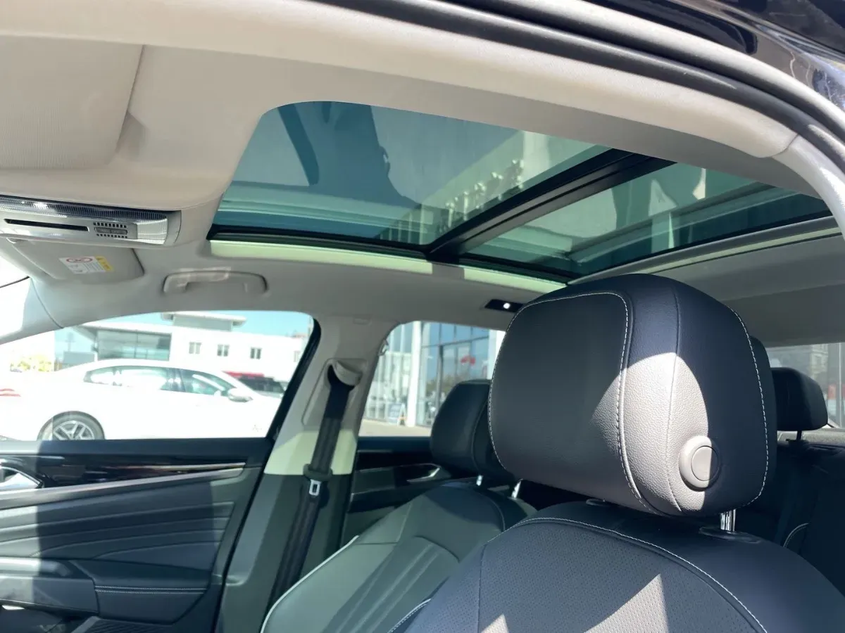 2024 Volkswagen Passat 1.4T 150HP L4 7DCT,autocango,china used car exporter,china ev exporter,chinese used car exporter,chinese used ev exporter