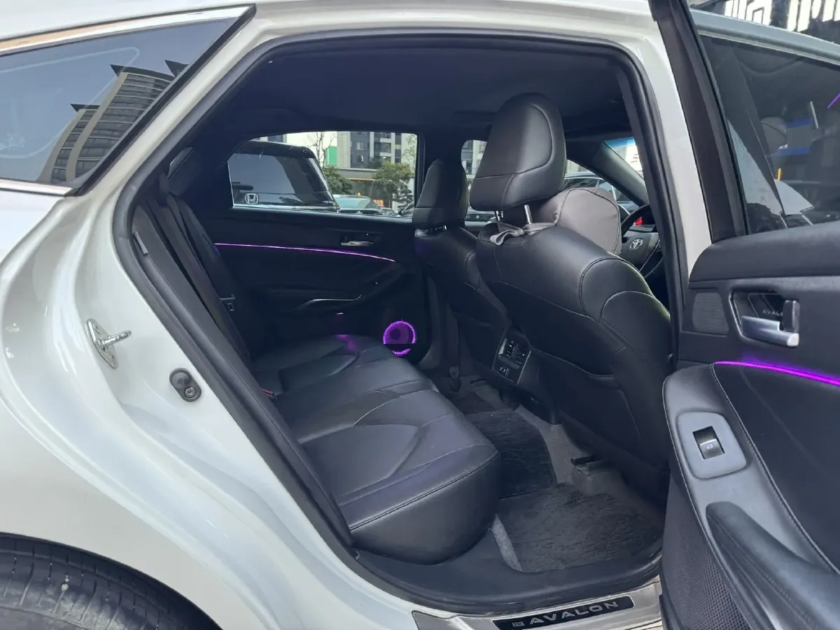 2021 Toyota Avalon 2.5L 209HP L4 8AT,autocango,china used car exporter,china ev exporter,chinese used car exporter,chinese used ev exporter