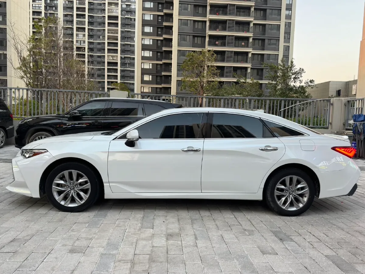 2021 Toyota Avalon 2.5L 209HP L4 8AT,autocango,china used car exporter,china ev exporter,chinese used car exporter,chinese used ev exporter