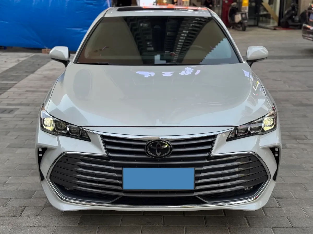 2021 Toyota Avalon 2.5L 209HP L4 8AT,autocango,china used car exporter,china ev exporter,chinese used car exporter,chinese used ev exporter