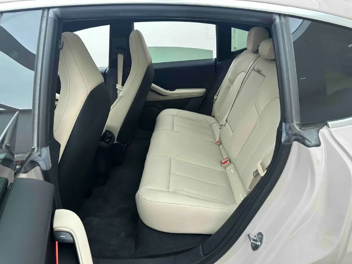 2022 JunTian HeiWuShi Youth 2.0T 203HP L4 6AT,autocango,china used car exporter,china ev exporter,chinese used car exporter,chinese used ev exporter