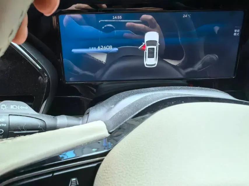 2021 Geely Monjaro 2.0T 218HP L4 7DCT,autocango,china used car exporter,china ev exporter,chinese used car exporter,chinese used ev exporter