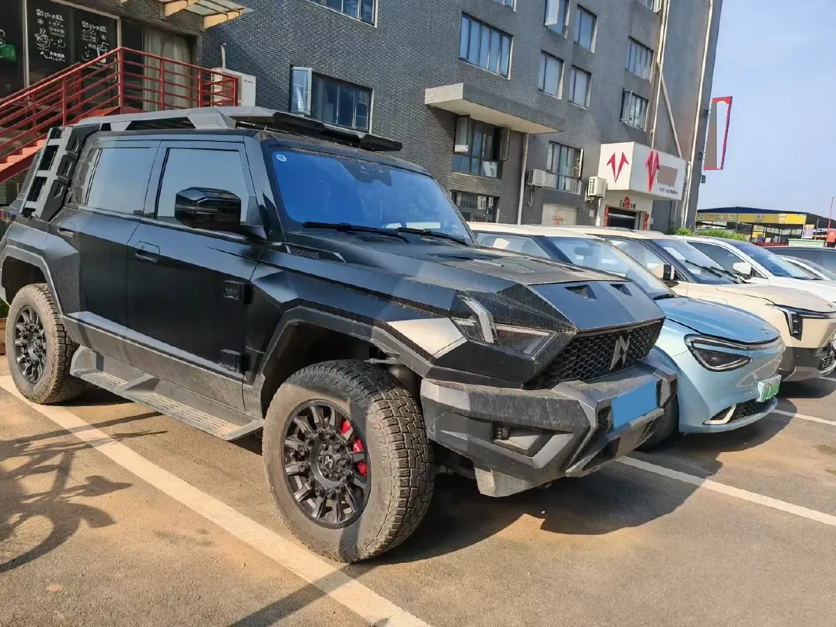 2024 M Hero 917 REEV 197HP 2AT REEV 65.8KWH,autocango,china used car exporter,china ev exporter,chinese used car exporter,chinese used ev exporter