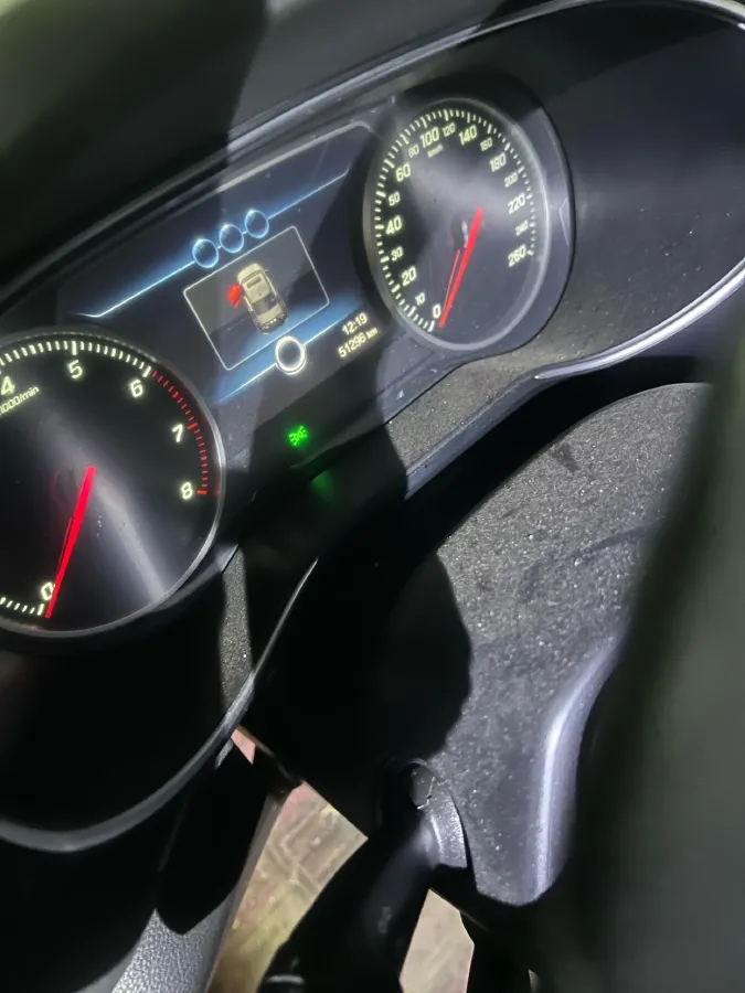 2022 HongQi H5 1.5T 169HP L4 7DCT,autocango,china used car exporter,china ev exporter,chinese used car exporter,chinese used ev exporter