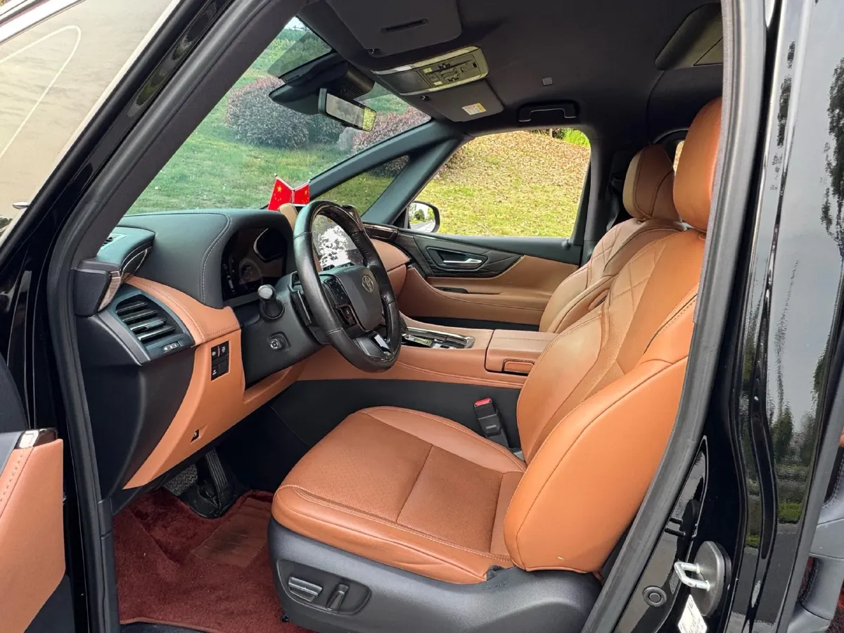 2024 Toyota Alphard 2.5L 190HP L4 E-CVT Hybrid,autocango,china used car exporter,china ev exporter,chinese used car exporter,chinese used ev exporter