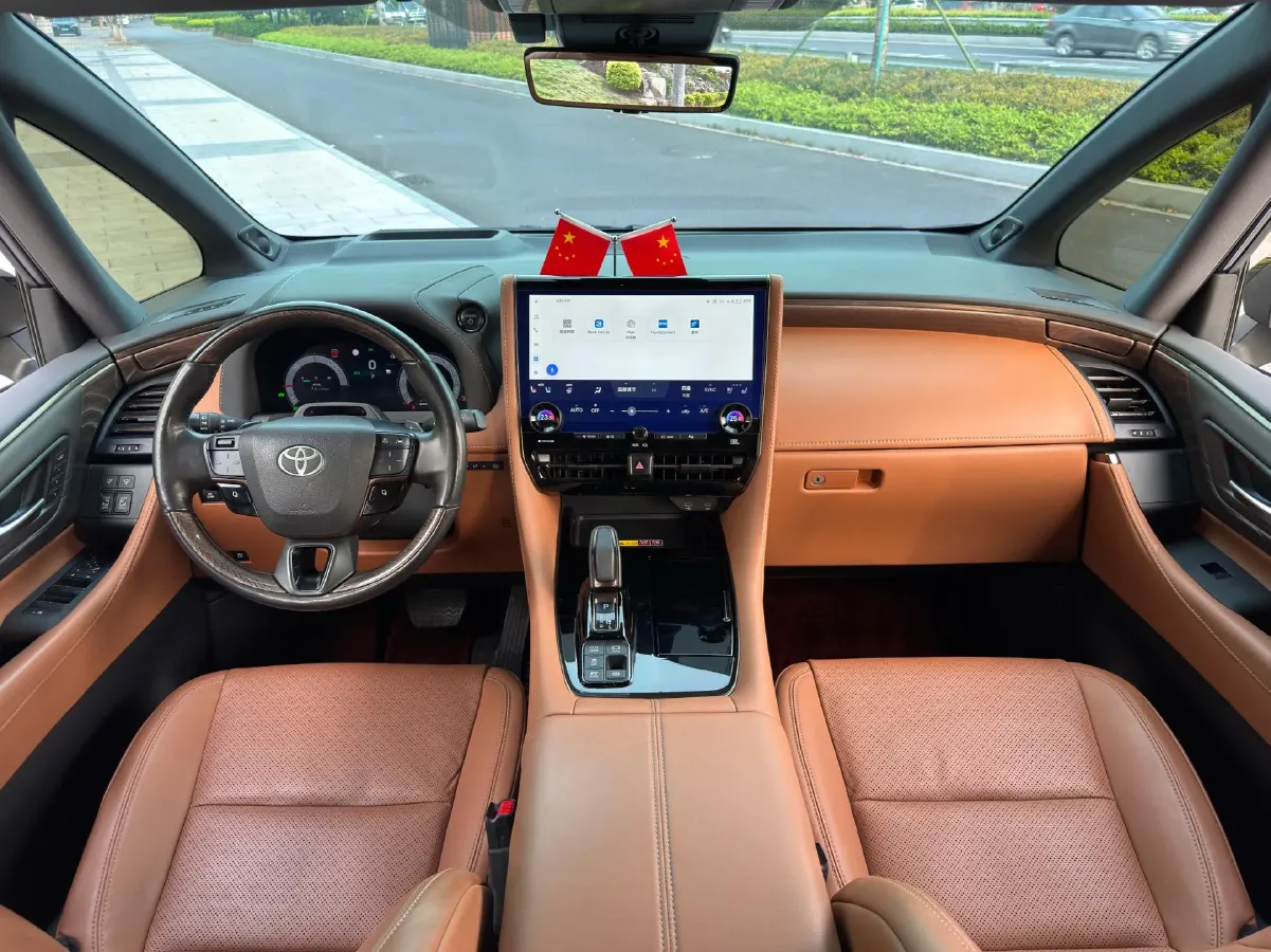 2024 Toyota Alphard 2.5L 190HP L4 E-CVT Hybrid,autocango,china used car exporter,china ev exporter,chinese used car exporter,chinese used ev exporter