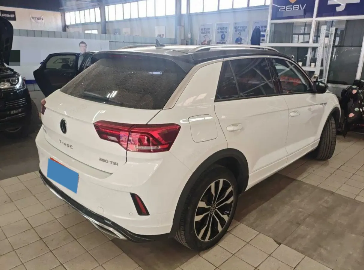 2022 Volkswagen T-Roc 1.4T 150HP L4 7DCT,autocango,china used car exporter,china ev exporter,chinese used car exporter,chinese used ev exporter
