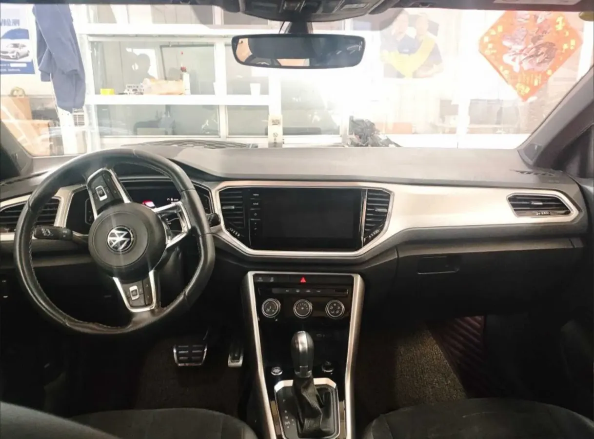 2022 Volkswagen T-Roc 1.4T 150HP L4 7DCT,autocango,china used car exporter,china ev exporter,chinese used car exporter,chinese used ev exporter