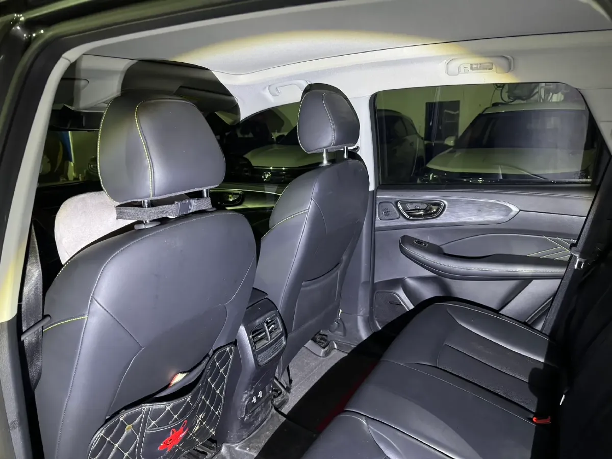 2021 Roewe RX5 1.5T 181HP L4 7DCT,autocango,china used car exporter,china ev exporter,chinese used car exporter,chinese used ev exporter