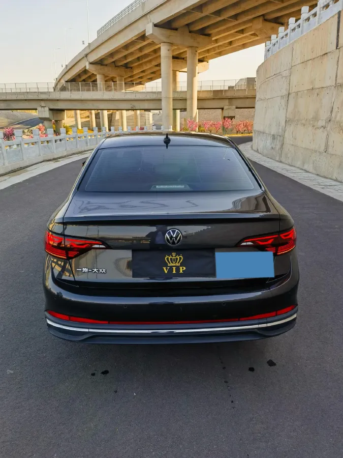 2023 Volkswagen Sagitar 1.5T 160HP L4 7DCT,autocango,china used car exporter,china ev exporter,chinese used car exporter,chinese used ev exporter