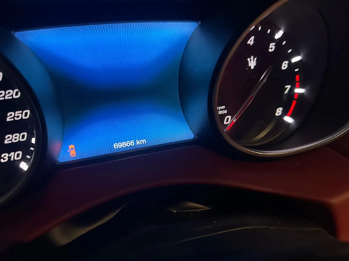 2018 Maserati Levante 3.0T 350HP V6 8AT,autocango,china used car exporter,china ev exporter,chinese used car exporter,chinese used ev exporter