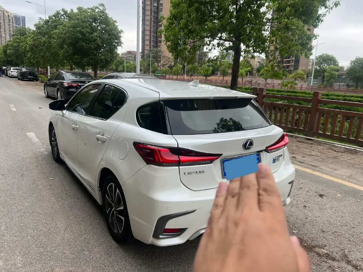 2017 Lexus CT 1.8L 99HP L4 E-CVT Hybrid,autocango,china used car exporter,china ev exporter,chinese used car exporter,chinese used ev exporter